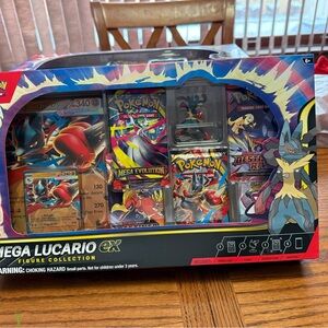Mega Lucario EX Figure Collection Box